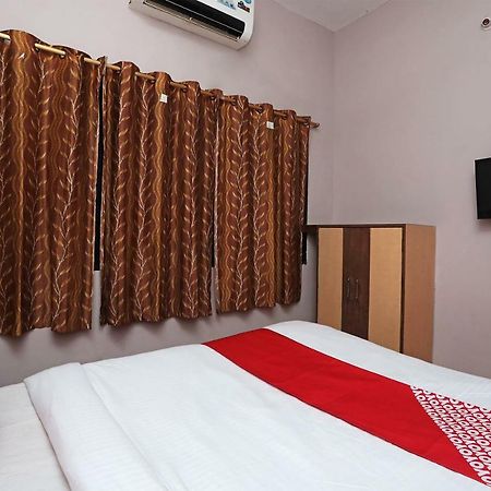Oyo 6274 Hotel Janaki Residency Puri Exterior foto