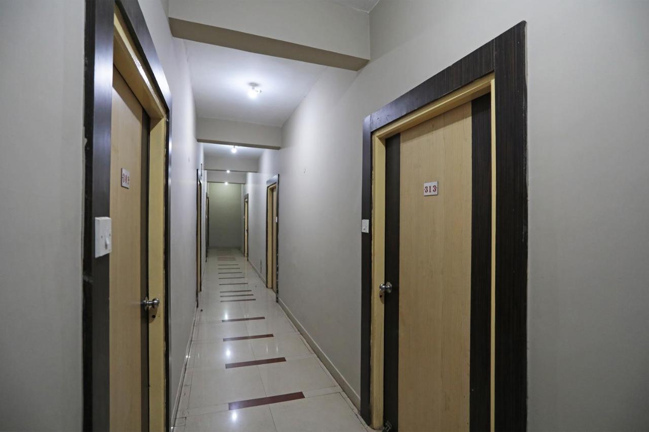 Oyo 6274 Hotel Janaki Residency Puri Exterior foto
