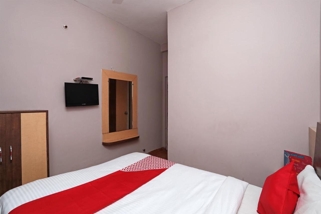 Oyo 6274 Hotel Janaki Residency Puri Exterior foto