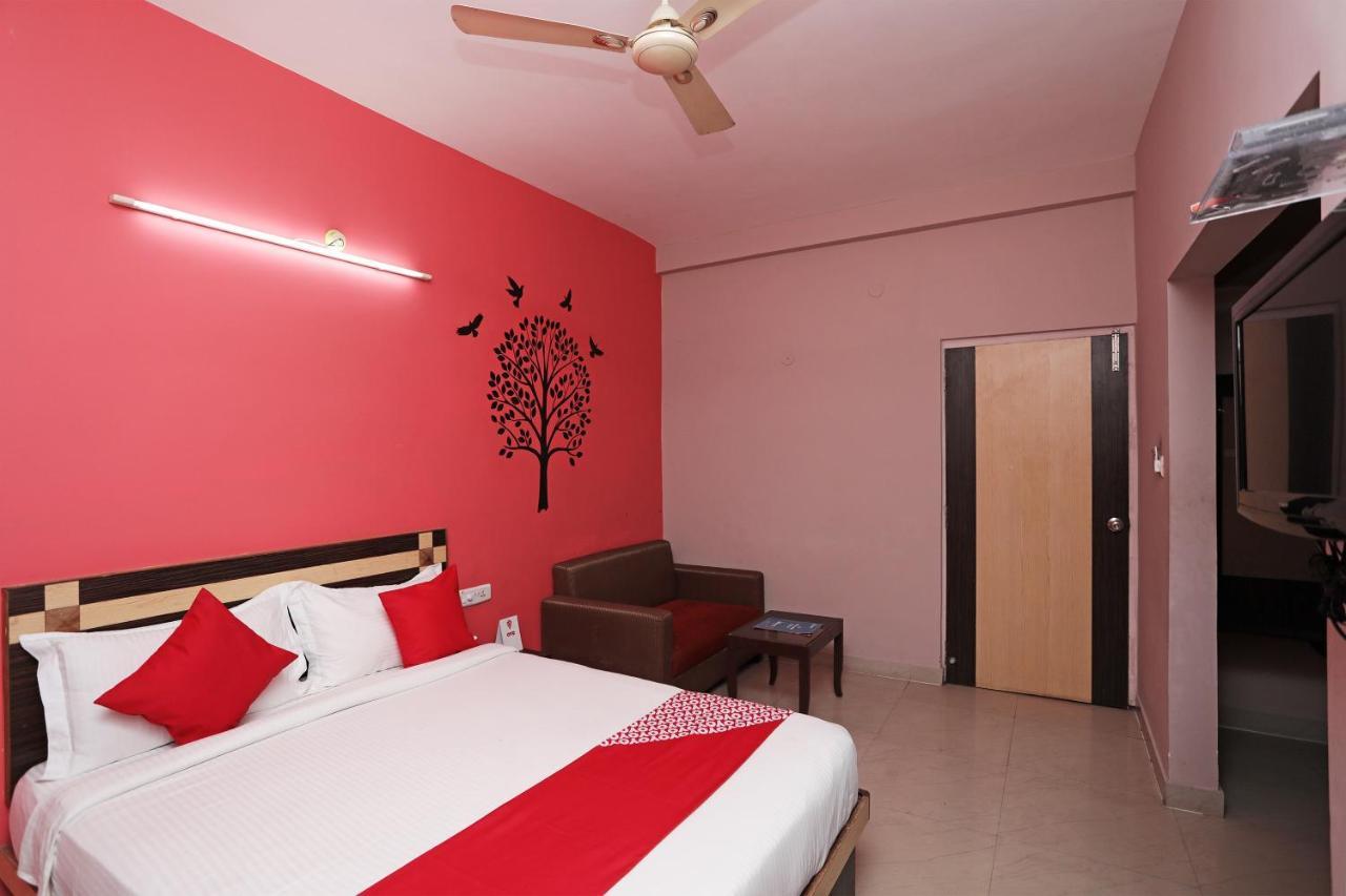 Oyo 6274 Hotel Janaki Residency Puri Exterior foto