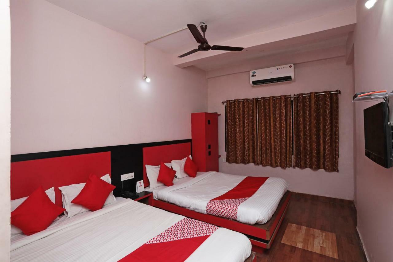 Oyo 6274 Hotel Janaki Residency Puri Exterior foto